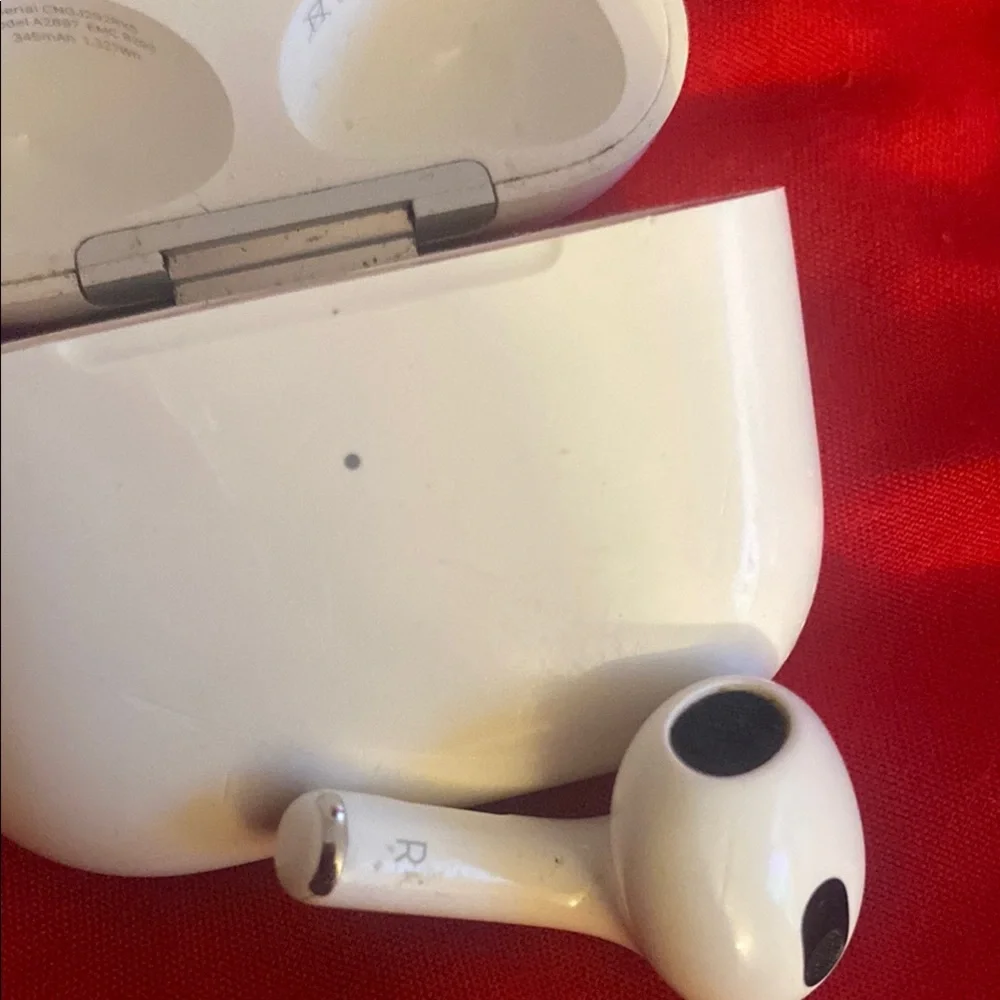 Wireless White Earbuds with Charging Case